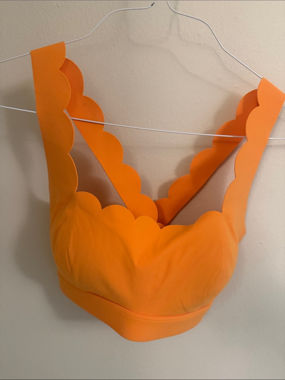 WISKII Active Scalloped Edge Sports Bra - Bright Orange - Size L